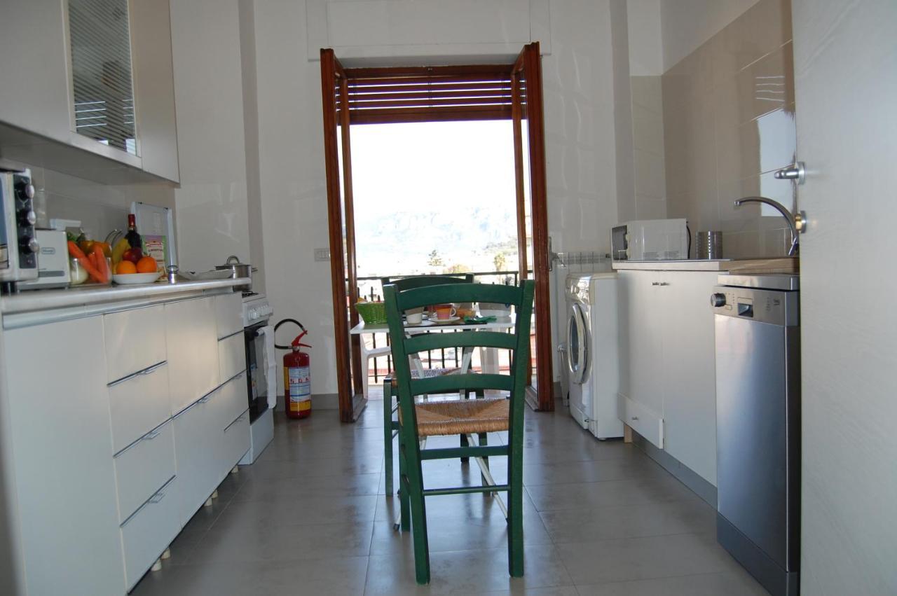 La Reginella Apartment Sorrento Bagian luar foto