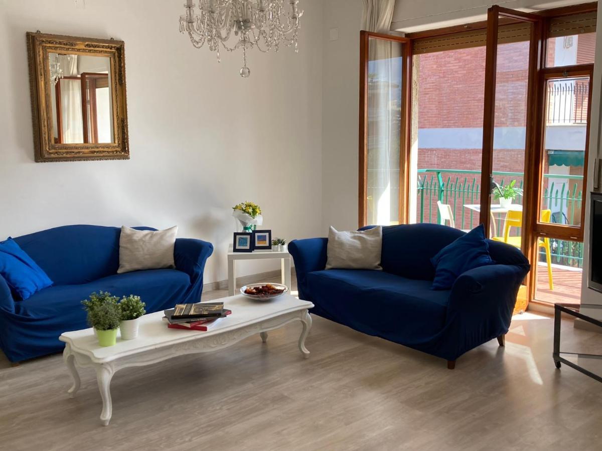La Reginella Apartment Sorrento Bagian luar foto