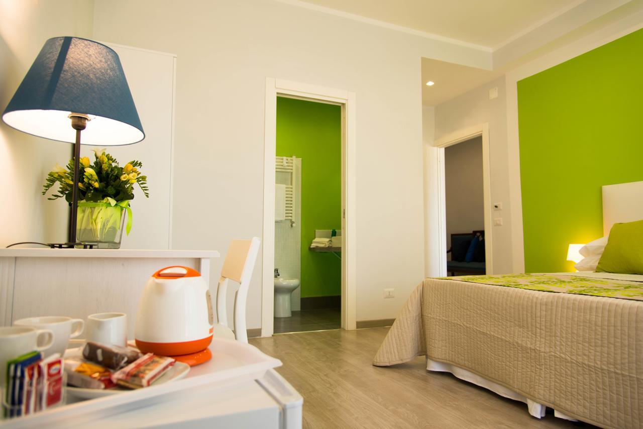 La Reginella Apartment Sorrento Bagian luar foto
