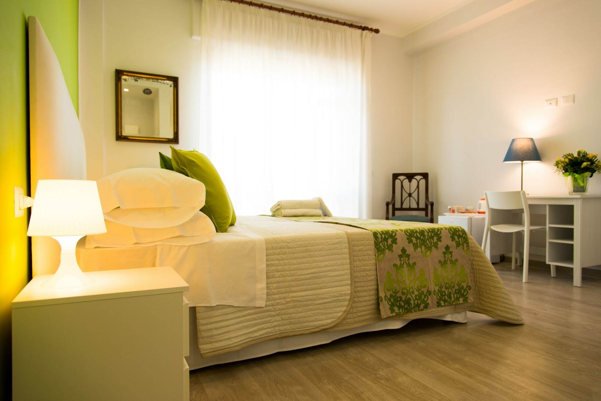 La Reginella Apartment Sorrento Bagian luar foto
